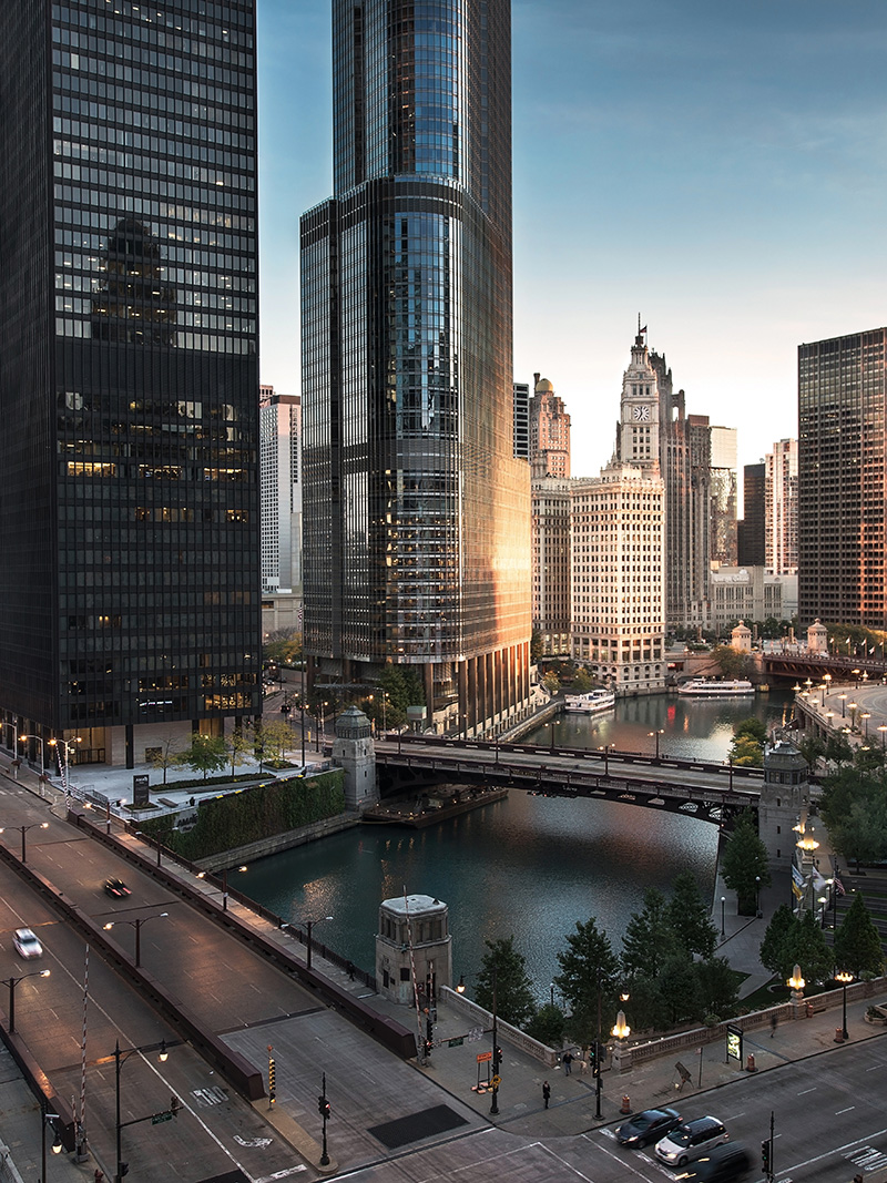 Chicago River Skyline